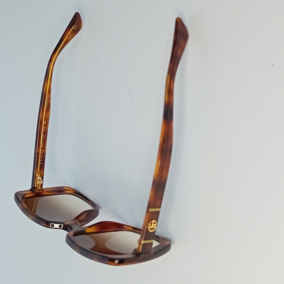New Authentic GUCCI GG0632S 002 square Gucci sunglass comes in a havana - Picture 8 of 14